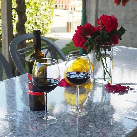 Apartment Mit Terrasse Und Seeblick Und Garten *
